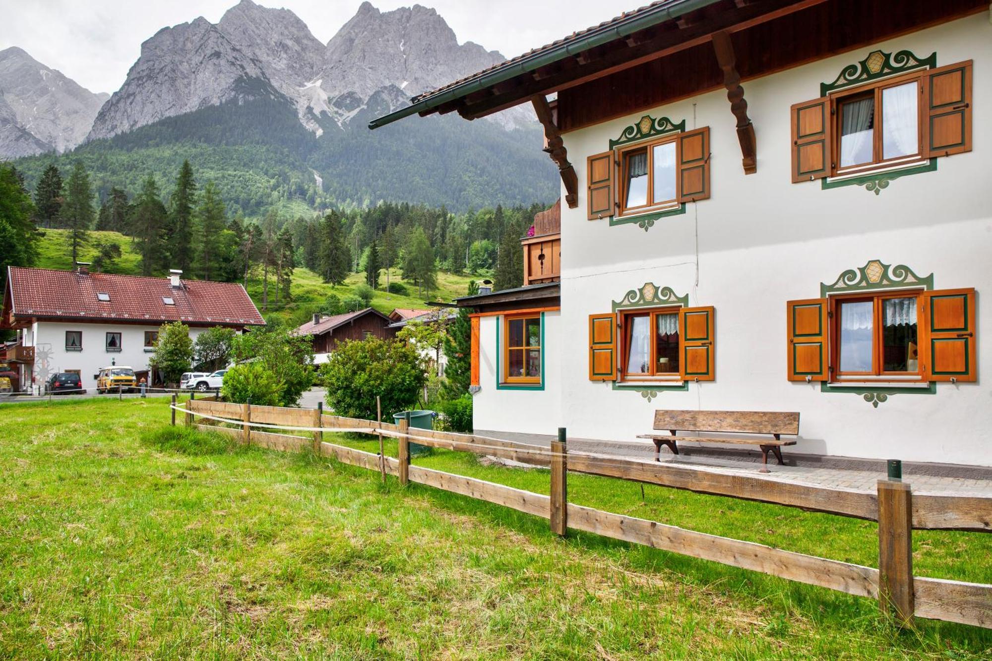 Ferienwohnung Alpspitze 그라이나우 외부 사진